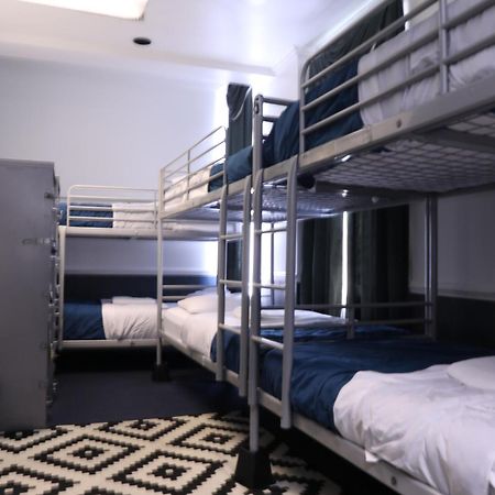 Хостел Duo Housing (Adults Only) Вашингтон Экстерьер фото