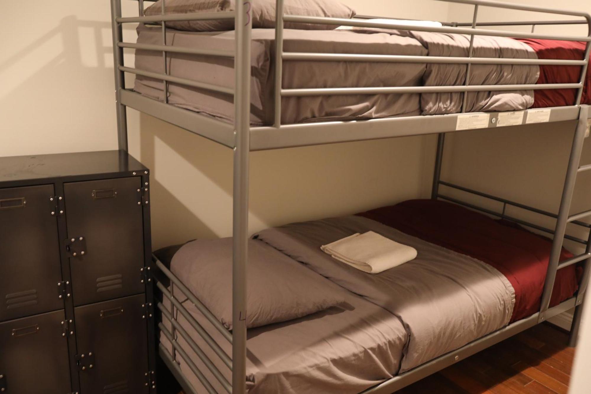 Хостел Duo Housing (Adults Only) Вашингтон Экстерьер фото