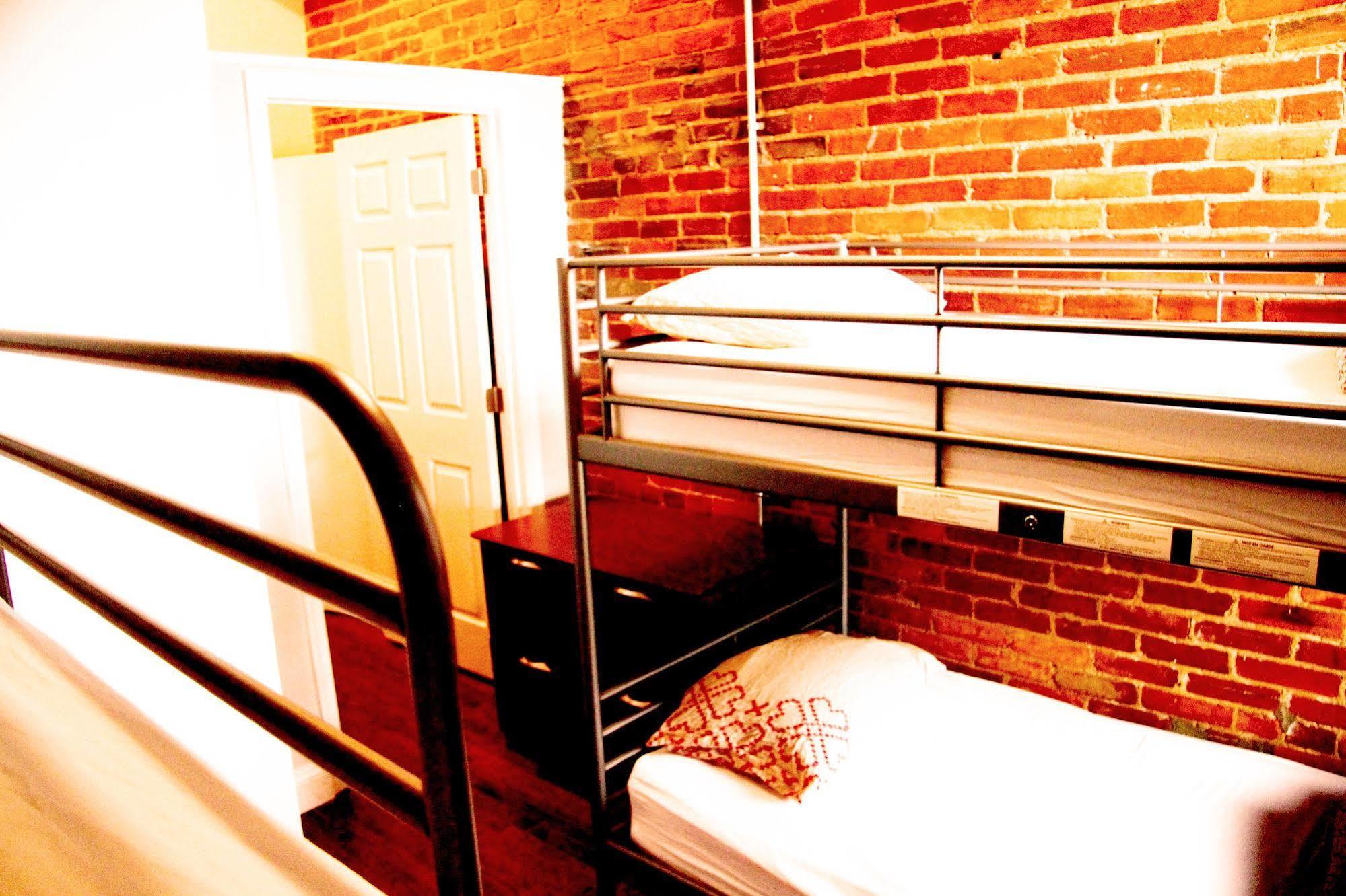 Хостел Duo Housing (Adults Only) Вашингтон Экстерьер фото